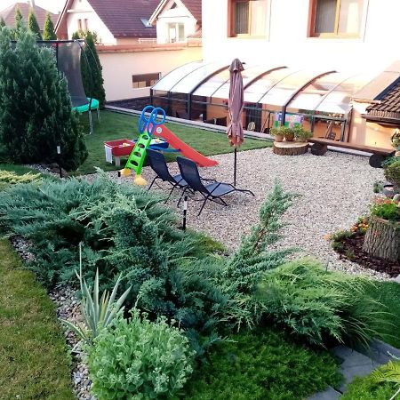 Brezno 2 Izbovy Apartman Sabi Exterior photo
